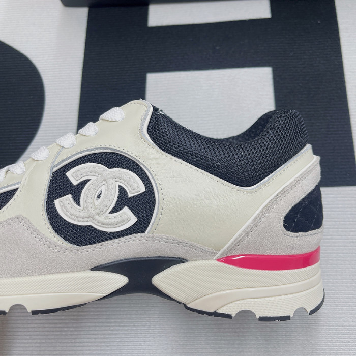 Ch**el sneaker