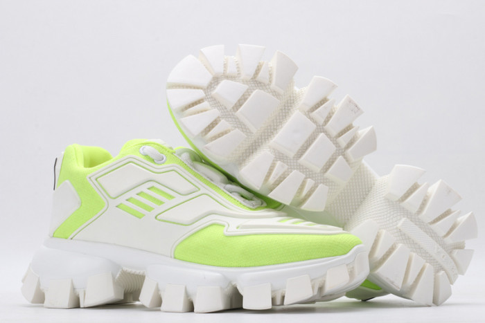 Pra*a sneaker
