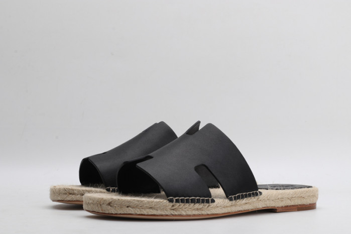 H**me5 SANDALS