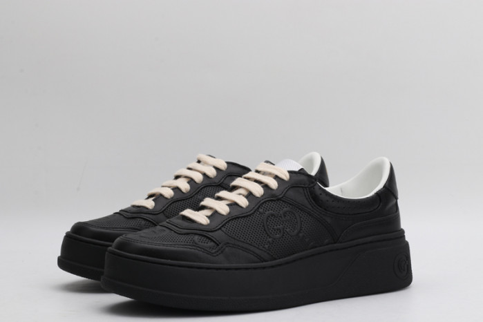 Gvc*1 sneaker