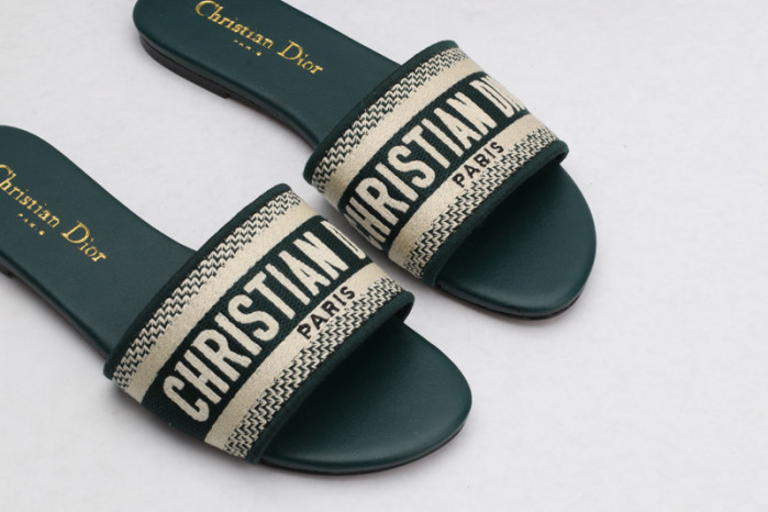 C@DR SANDAL