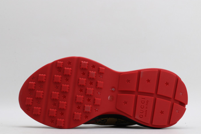 Gvc*1 sneaker