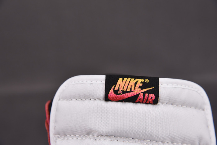 Air Jordan Retro 1 High OG Fusion Red 555088-603