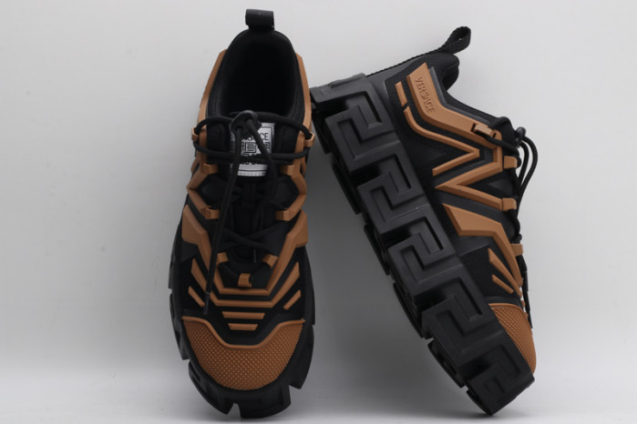 VERS SNEAKERS