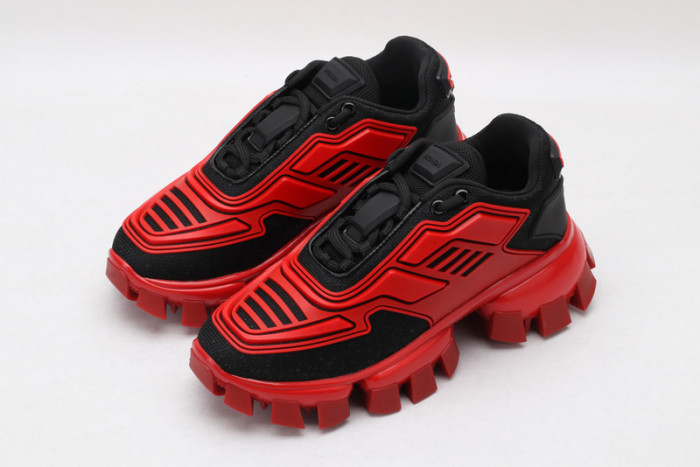 Pra*a sneaker
