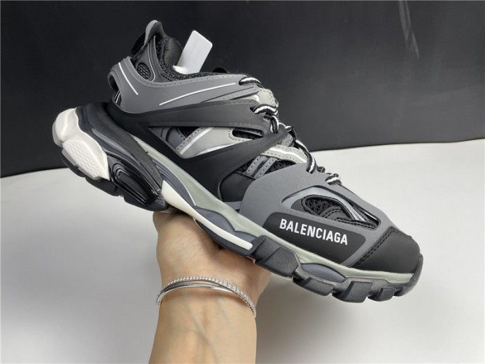 Ba1en*iaga TRACK