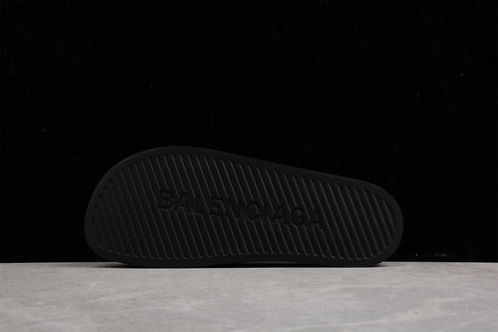 Ba1en*iaga Slippers