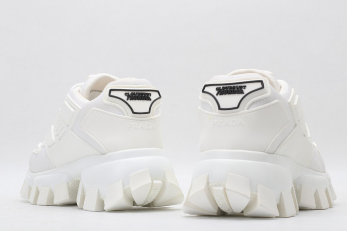 Pra*a sneaker