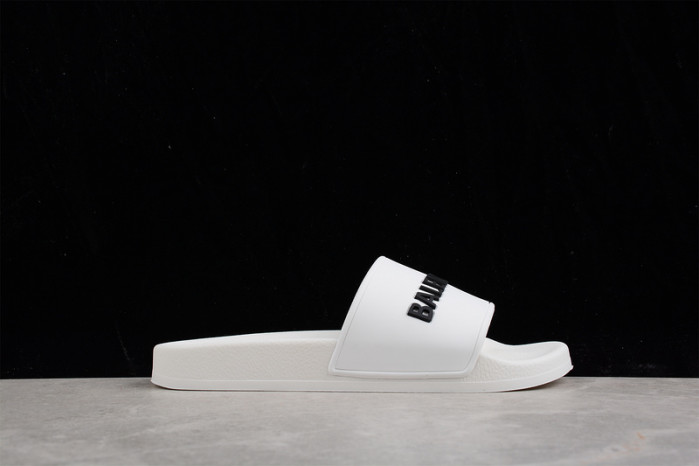 Ba1en*iaga Slippers