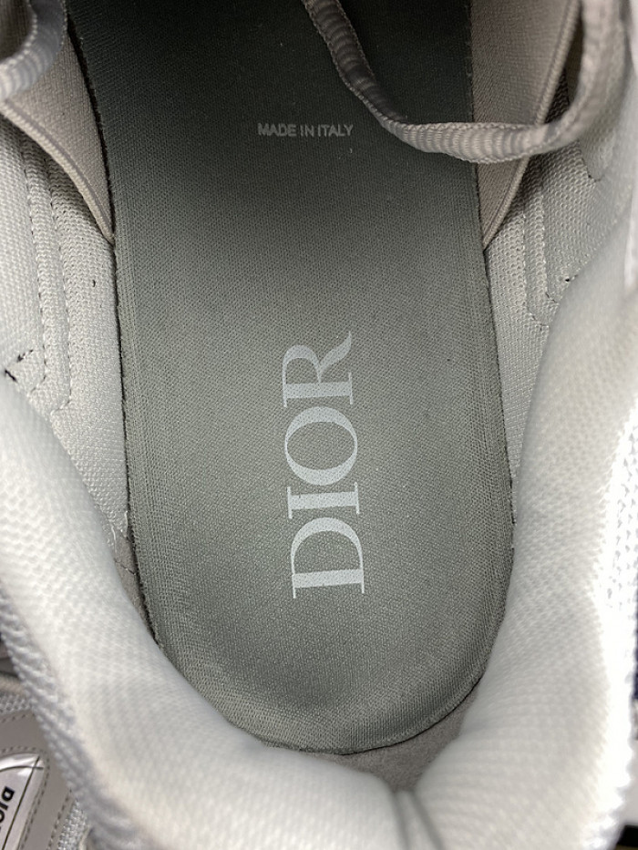 DIO B30 LowTop Sneaker