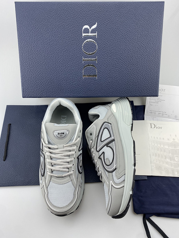 DIO B30 LowTop Sneaker