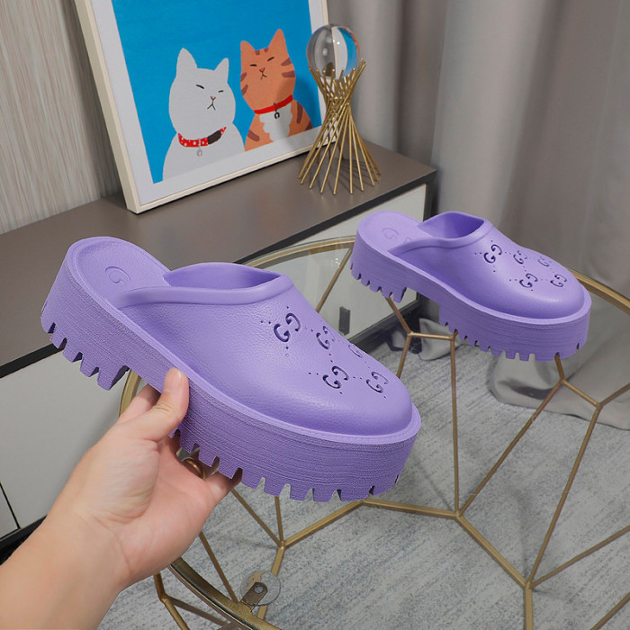 Gvc*1 SANDAL