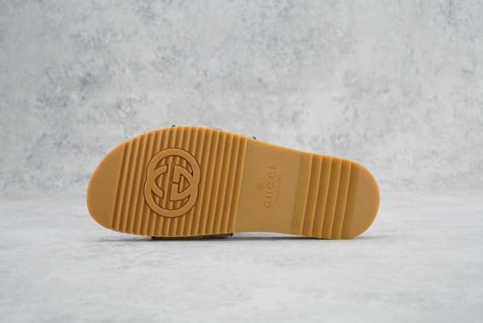 Gvc*1 SANDAL
