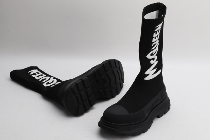 A1exa*der Mcqv*en Tread