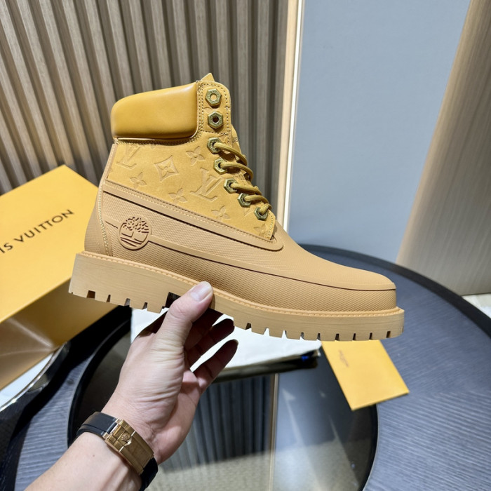 LO1_VTS BOOTS