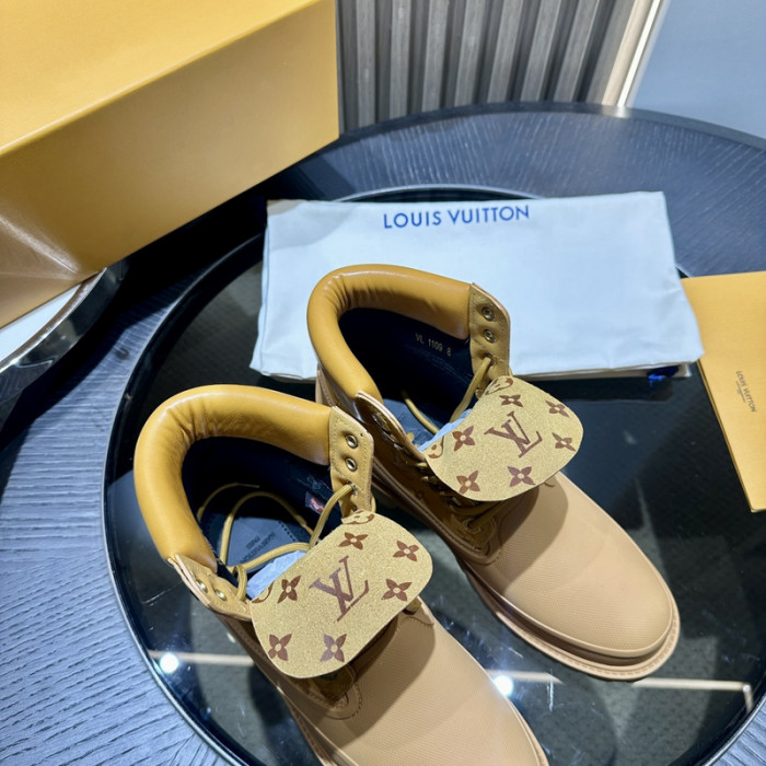 LO1_VTS BOOTS