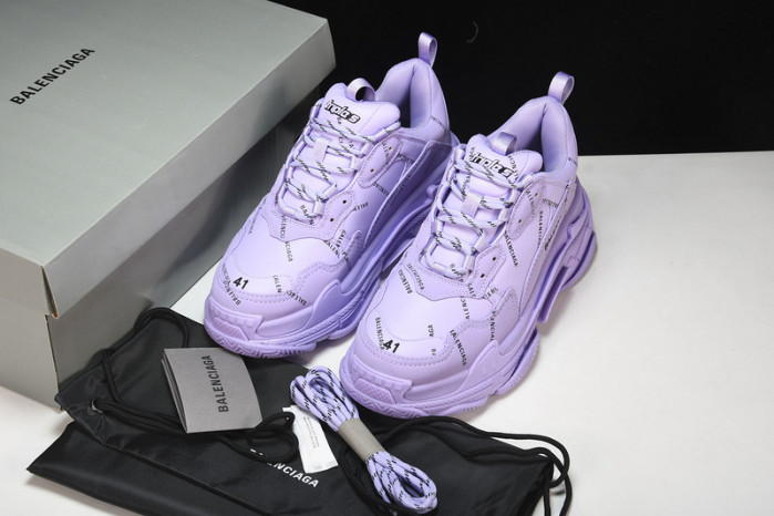 BLCG SNEAKER TRIPLE.S.