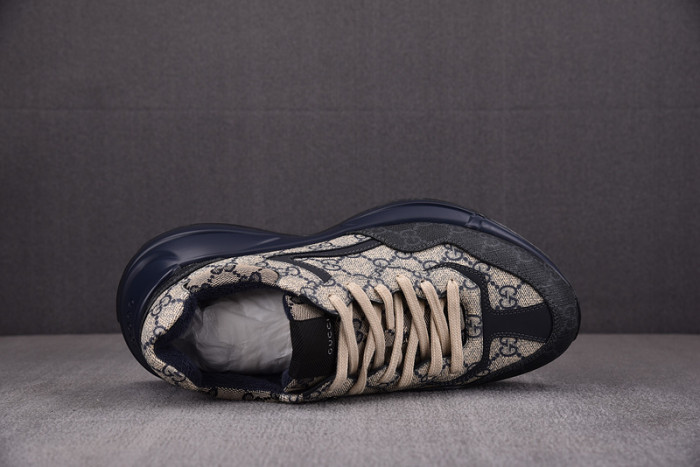Gvc*1 sneaker