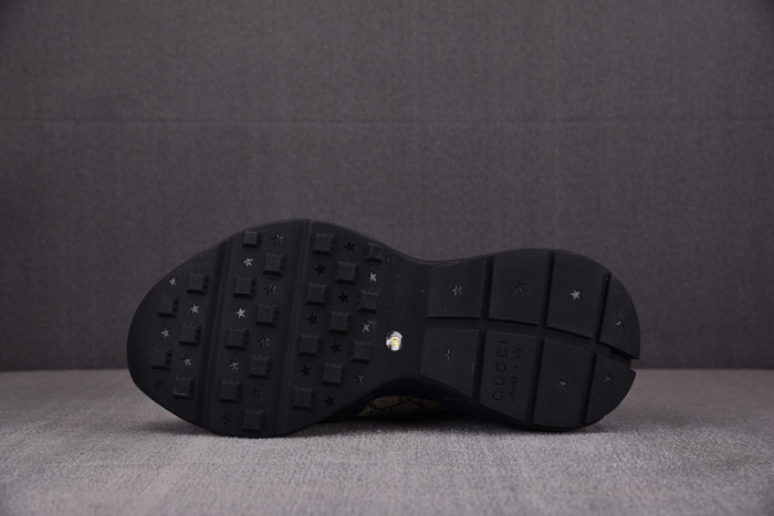 Gvc*1 sneaker