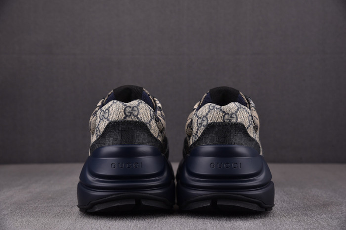 Gvc*1 sneaker