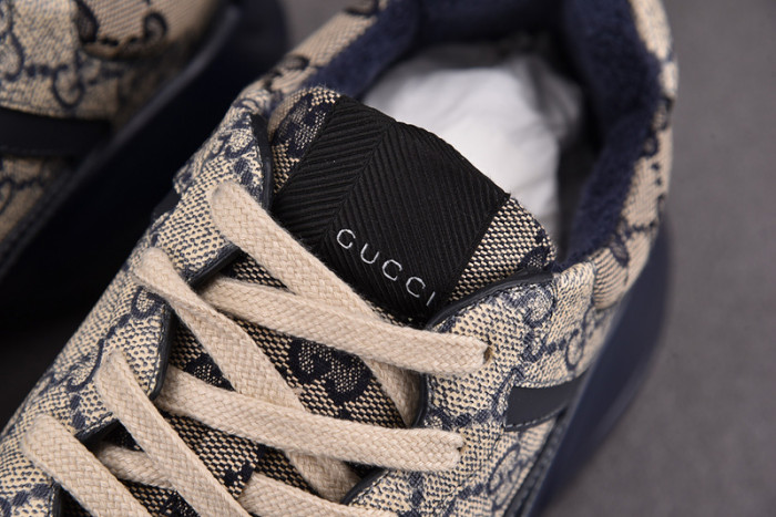 Gvc*1 sneaker