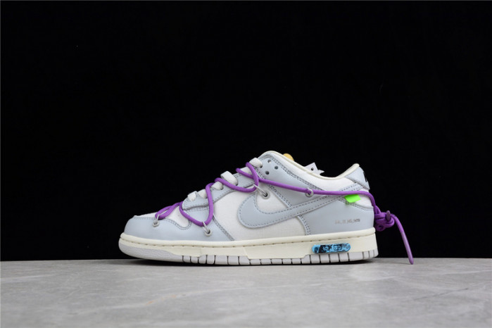 DUNK LOW 