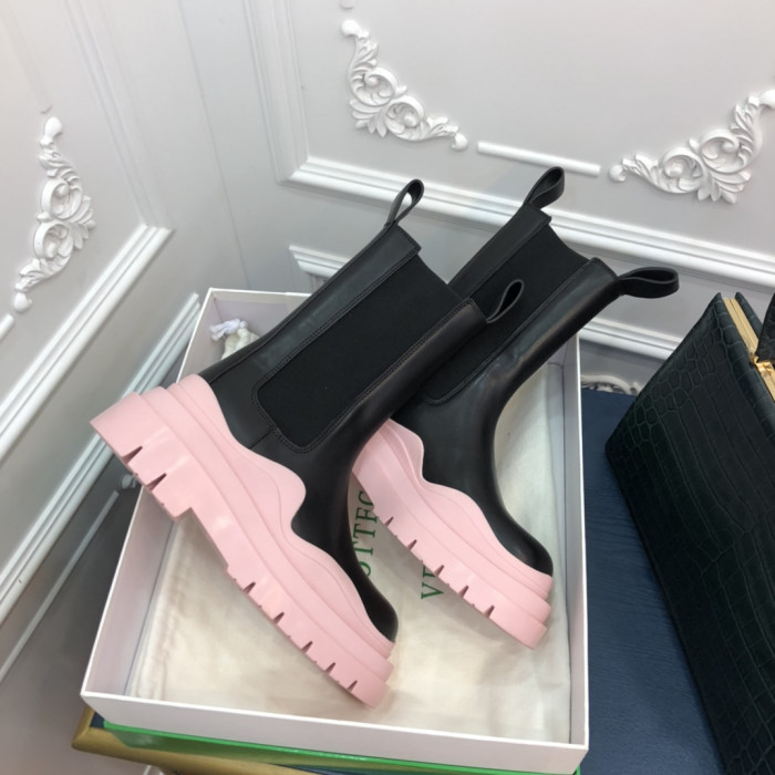 Botteg*Ven*ta Boots WOMEN + MEN