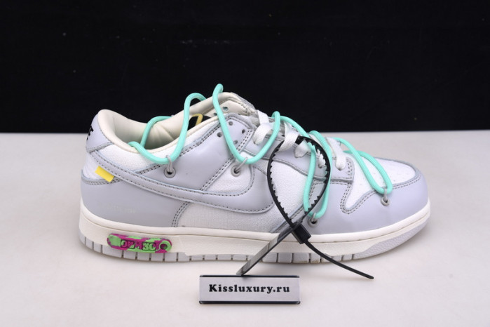 DUNK LOW 