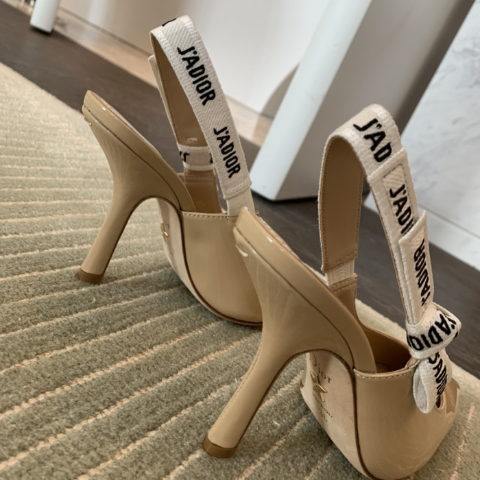 D10r HEEL