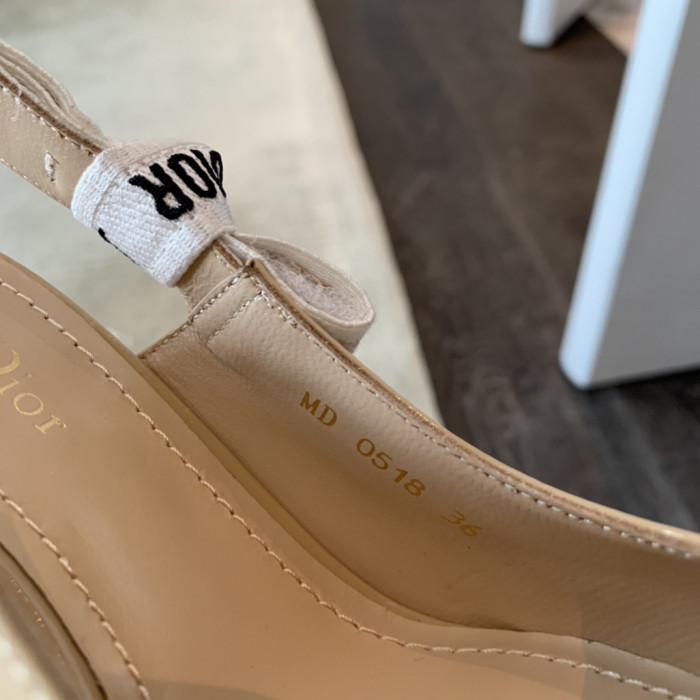 D10r HEEL