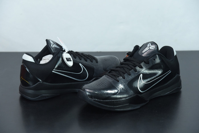 NIKE ZOOM KOBE 