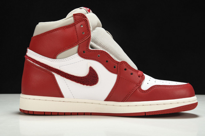 Air Jordan 1 High OG WMNS “Newstalgia” DJ4891-061