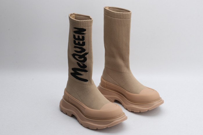 A1exa*der Mcqv*en Tread