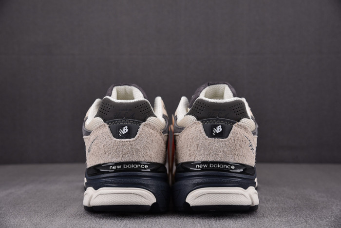 New Balance  M990AD3