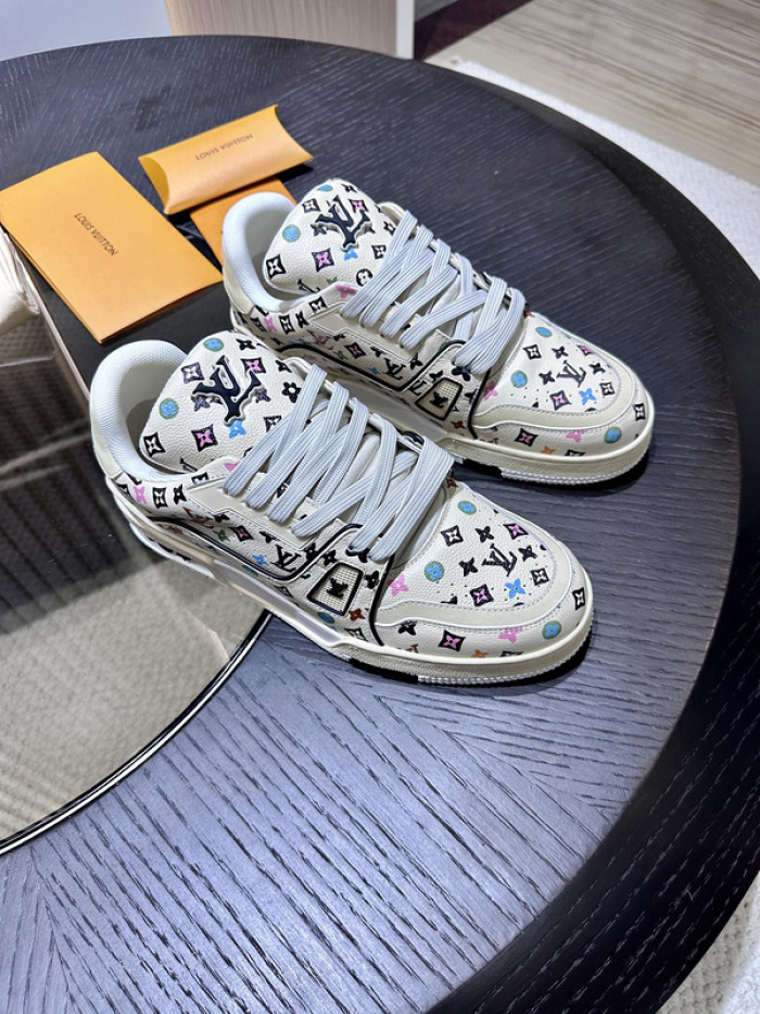 LO1_VTS SNEAKER