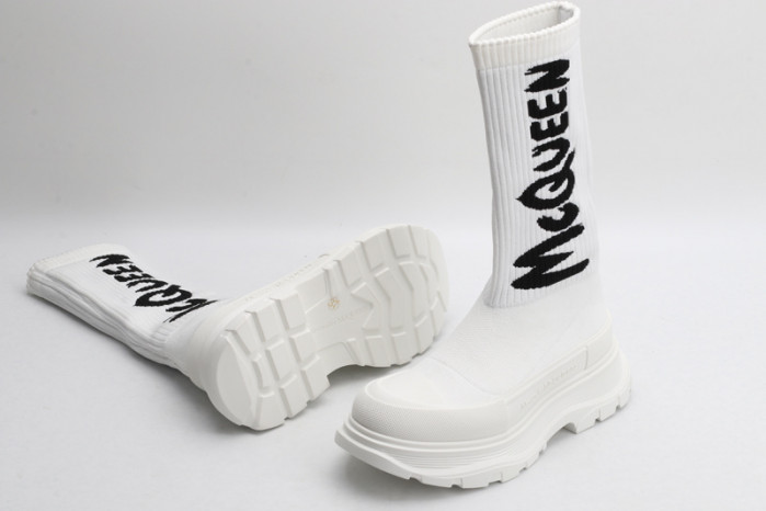 A1exa*der Mcqv*en Tread
