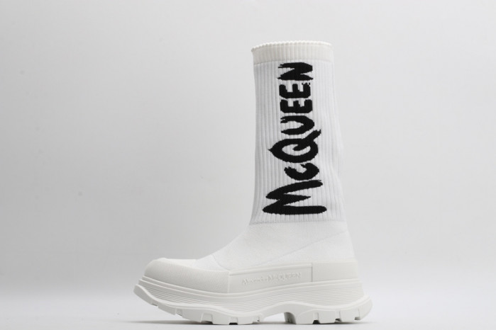 A1exa*der Mcqv*en Tread
