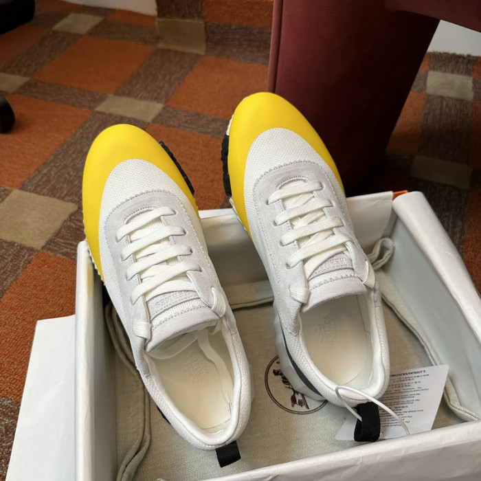 H**me5 SNEAKER