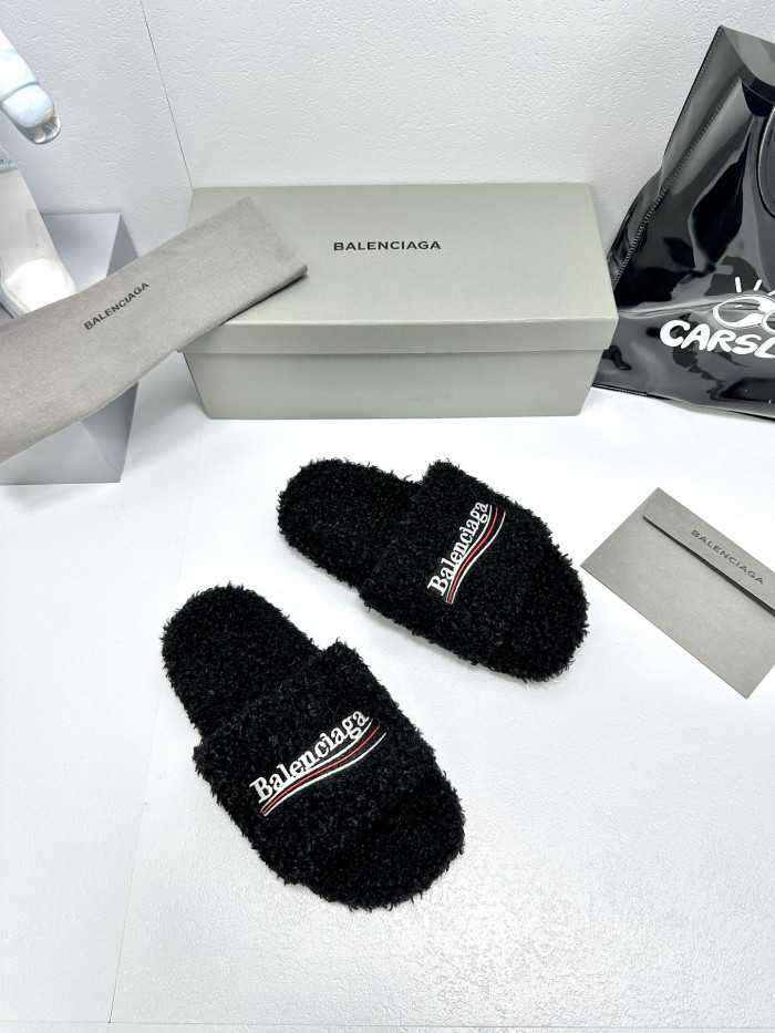 Ba1en*iaga SANDALS