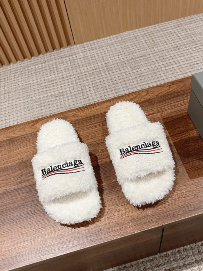 Ba1en*iaga SANDALS
