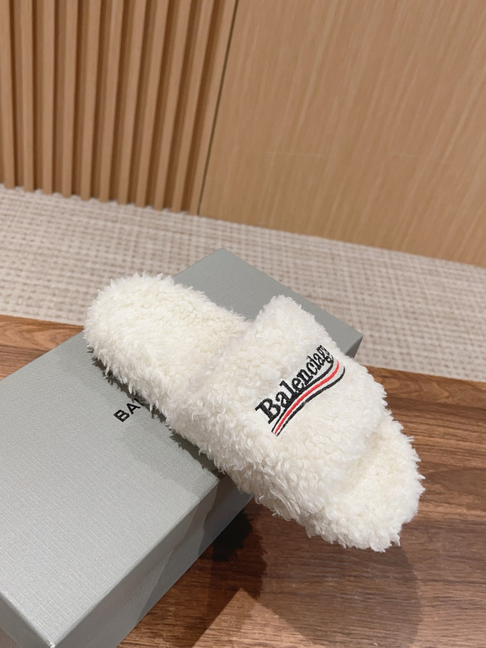 Ba1en*iaga SANDALS