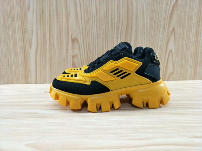 Pra*a sneaker