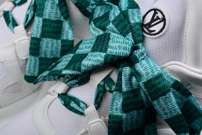 LO1_VTS ARCHLIGHT SNEAKER
