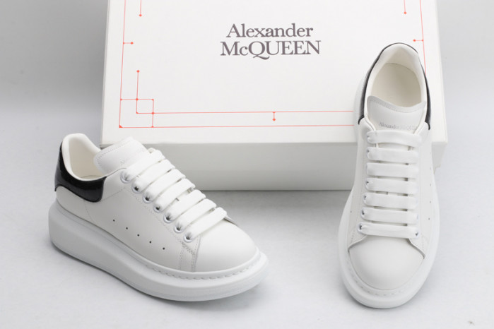 A1exa*der Mcqv*en OVERSIZED