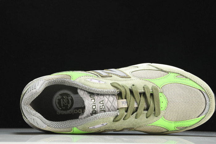 New Balance M990PP3