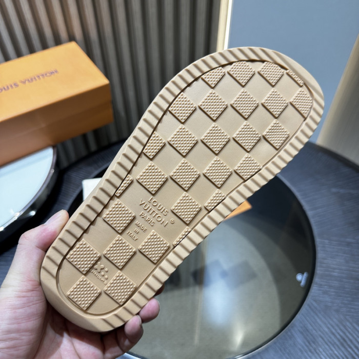 LO1_VTS SANDALS
