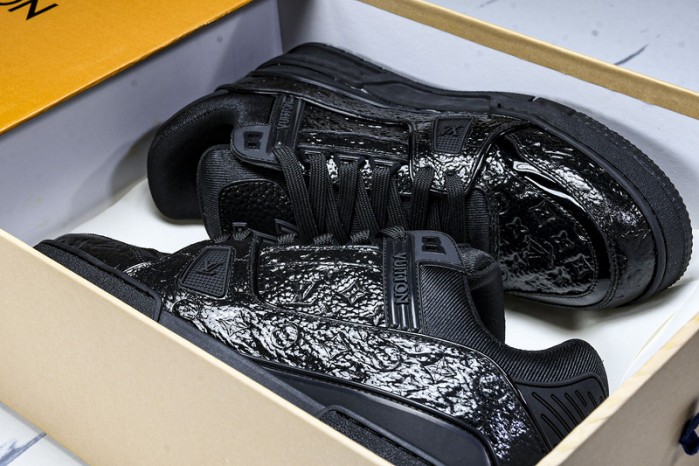 LO1_VTS SNEAKER