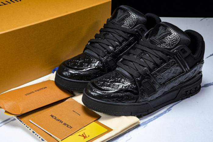 LO1_VTS SNEAKER