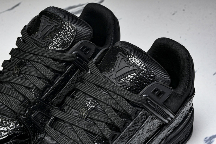 LO1_VTS SNEAKER
