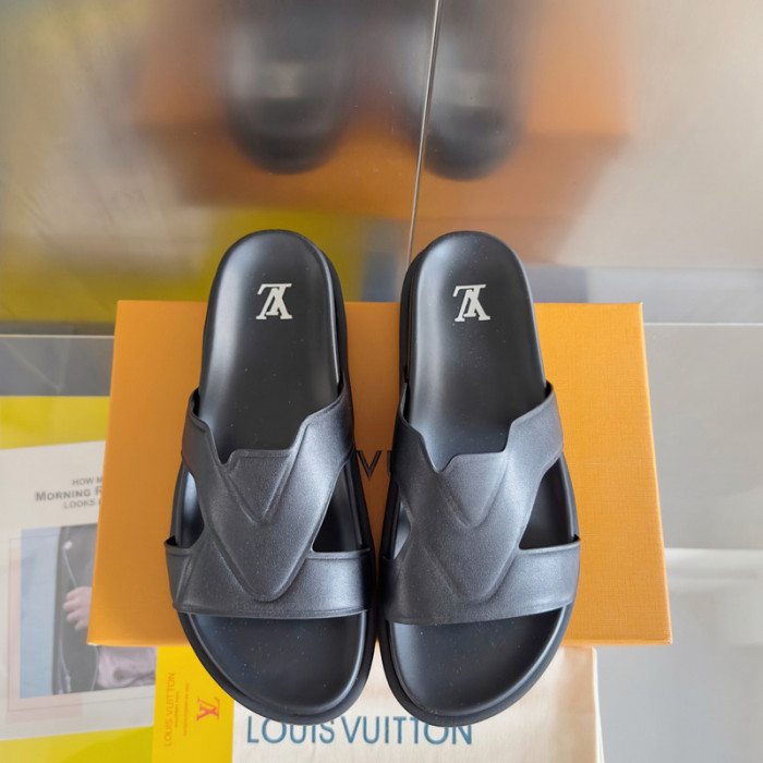 LO1_VTS SLIPPERS